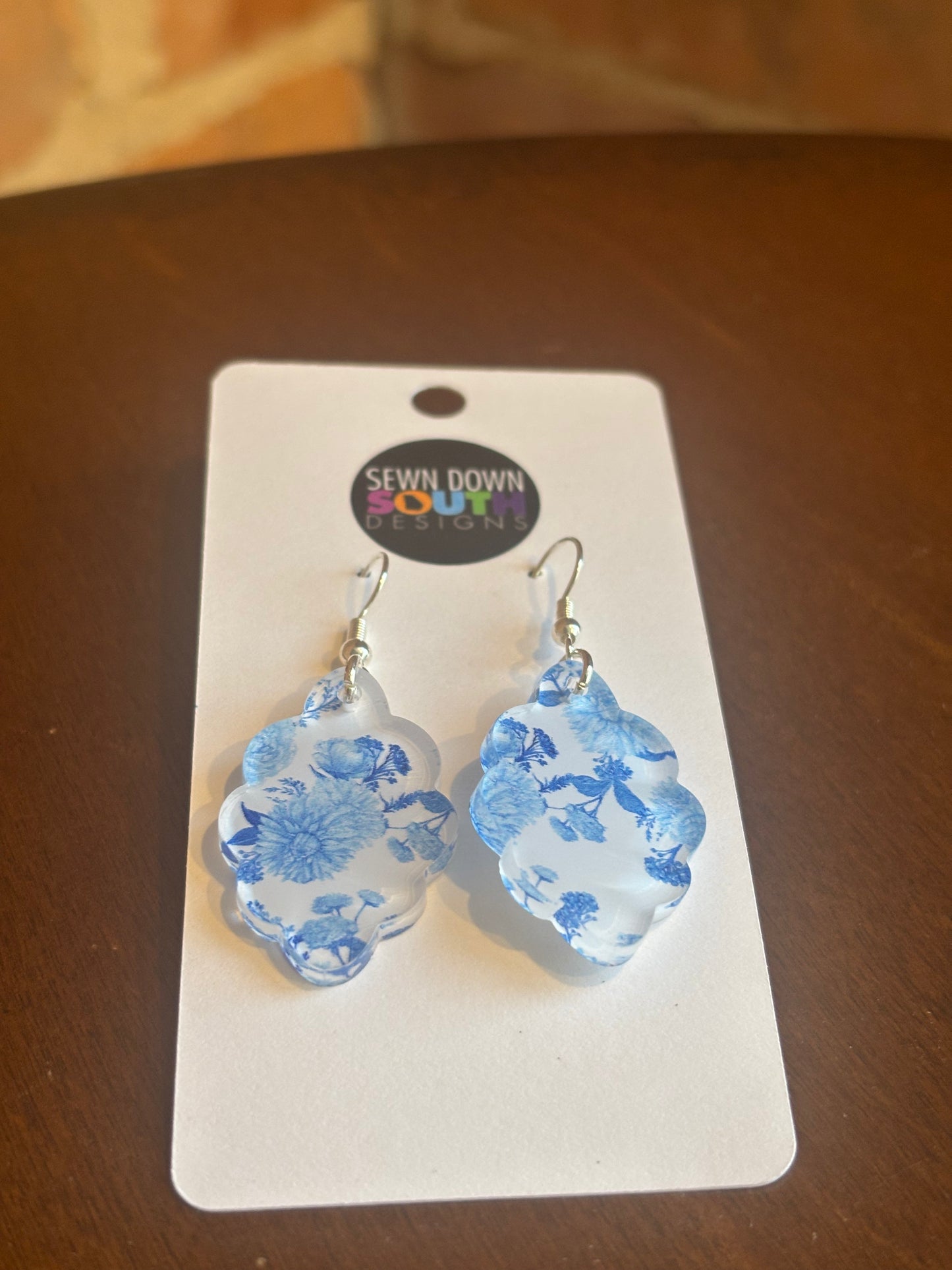 Chinoiserie Scallop Earrings